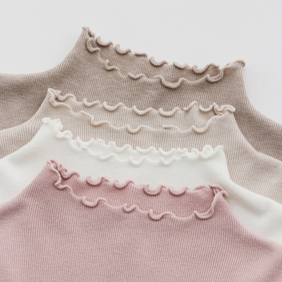 2024年新款黑色半高领毛针织衫