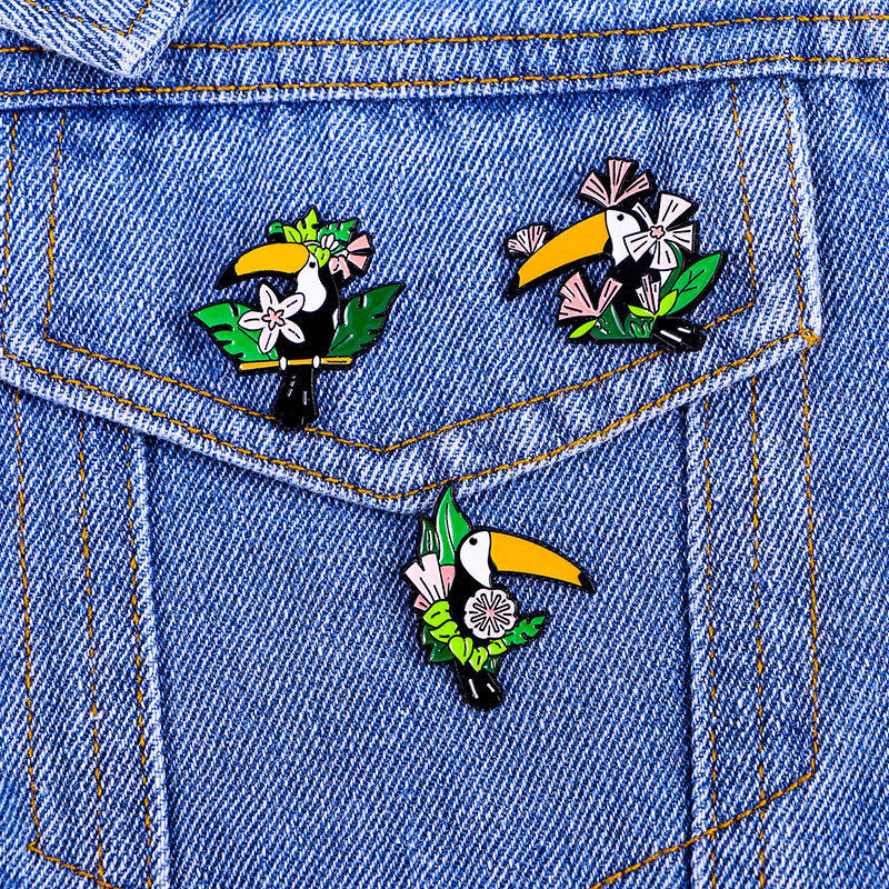 原创卡通徽章花草鹦鹉胸针百搭可爱甜美迷你胸章包包扣金属刺马针