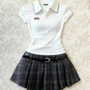 学院风白色短袖POLO衫女夏季新款格纹百褶裙套装甜辣妹设计感裙子