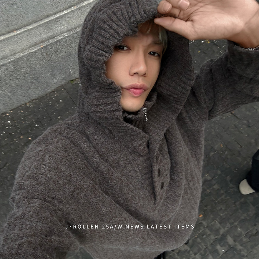 假两件高领拉链套头连帽针织毛衣