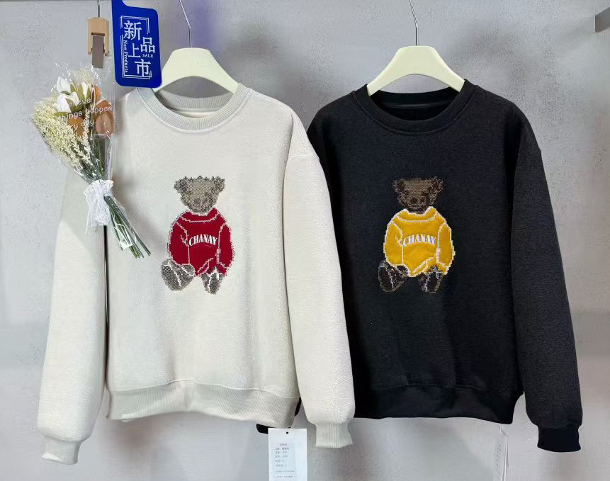 高品质正品2025冬新款毛巾棉小熊印花加绒厚实圆领长袖卫衣～