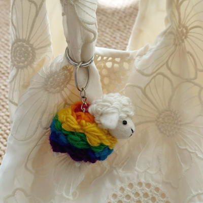 原创艺兴同款可爱小绵羊进口包包挂件手工毛毡玩偶钥匙扣
