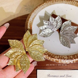 金银双色树叶形状纹理感耳钉对称式跨境耳环五片树叶多层次饰品