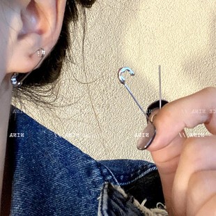 极简至上~别针耳环女小众设计百搭耳针新款潮辣妹耳饰冷淡风耳钉