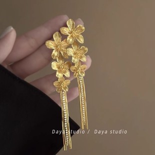 夸张耳饰 爆款 金色花朵长款 流苏耳坠女轻奢高级感气质耳环2025新款