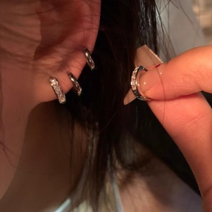 精致四件套锆石耳扣甜酷辣妹耳钉闪钻爆闪气质高级感冷淡风耳钉女