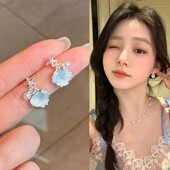 夏日碎冰蓝水晶贝壳珍珠耳环女轻奢高级感气质耳钉新款 银针耳饰