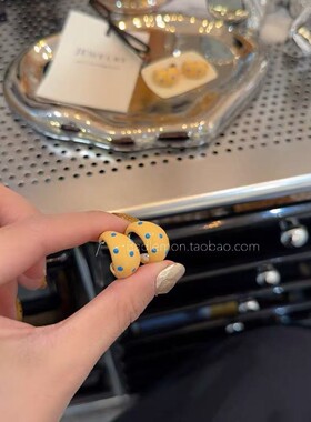 小清新奶黄滴釉蓝色波点耳环女新款C圈耳钉轻奢复古高级感耳饰潮