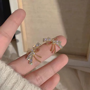 S925银针闪亮仿钻温柔气质蝴蝶结少女轻奢精致百搭日系耳钉女韩国