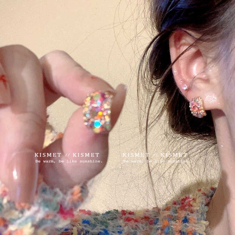 超闪烟花粉锆石C型耳钉