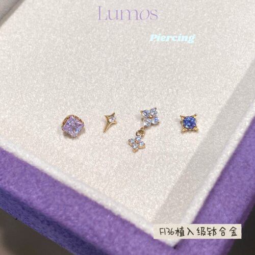 Lumos四叶花设计感钛合金耳钉