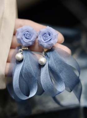 蓝色玫瑰丝带软陶耳环温柔流苏长款度假风手工原创耳饰两戴耳钉