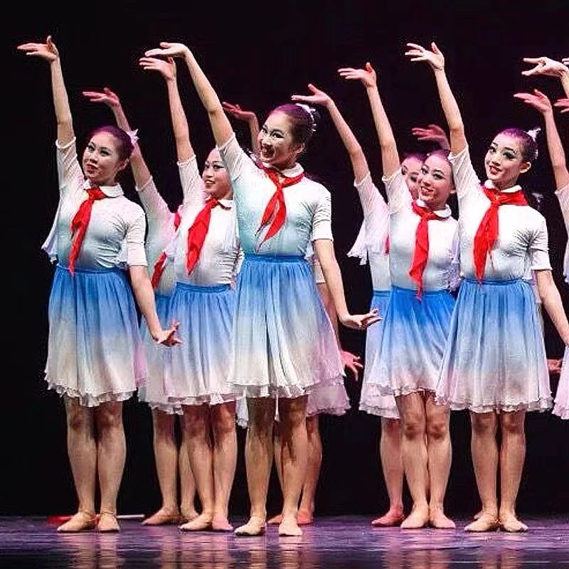 飘扬的红领巾儿童合唱服演出服中小学生女舞蹈裙亮片舞蹈表演服装