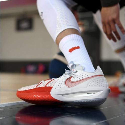 七 NIKE Air Zoom G.T. Cut 3 EP男子减震回弹实战篮球鞋DV2918