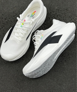 安踏二区心率90和平强韧全掌氮中底耐磨科技低帮跑步鞋112625579