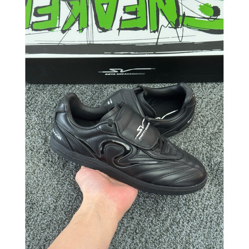 ANTA SNEAKERVERSE越位休闲舒适防滑耐磨低帮板鞋112528002VS-3