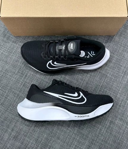 耐克ZOOM FLY 5女子缓震碳板马拉松竞速运动跑步鞋DM8974-001