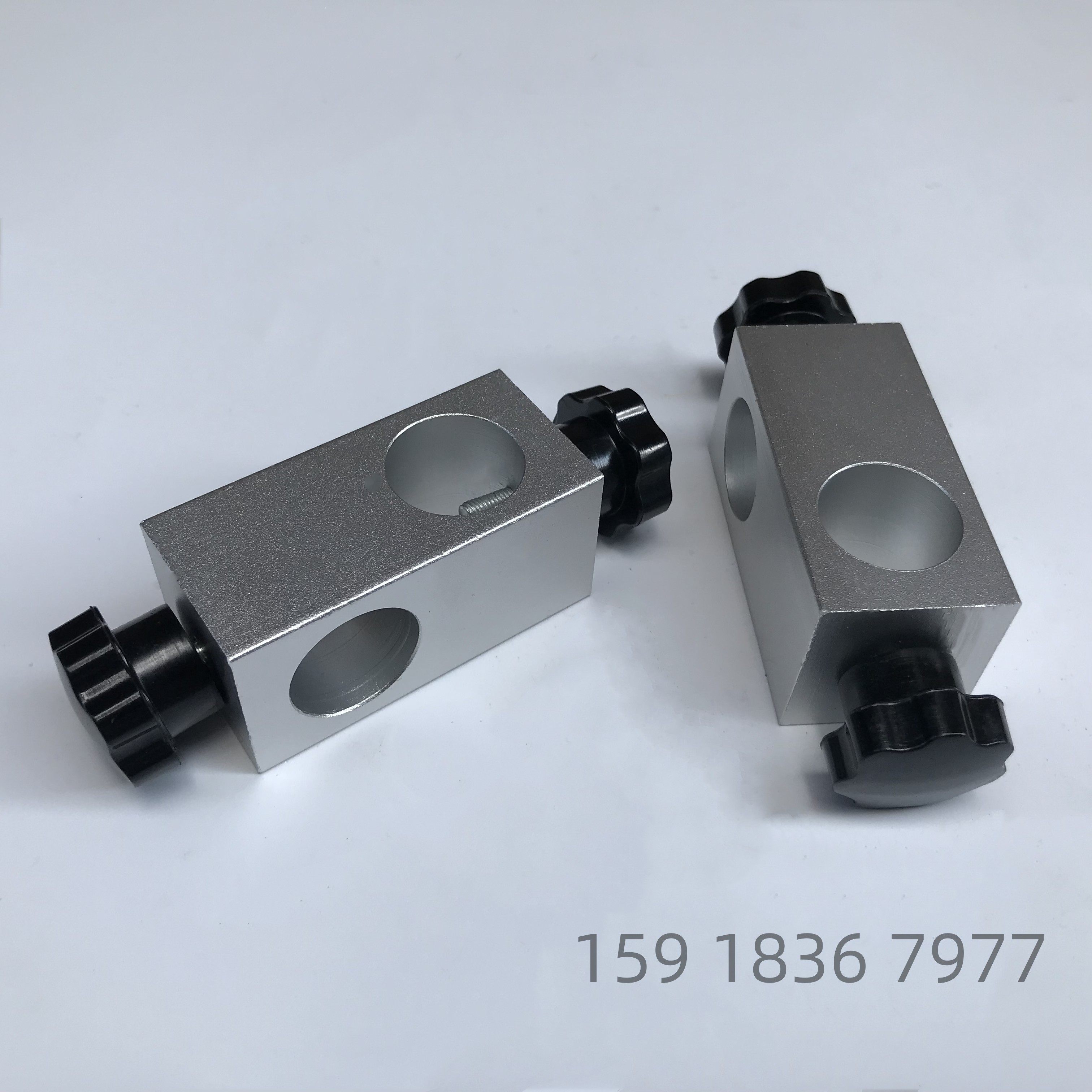 光轴十字夹固定座固定铝条圆柱连接件轴夹十字支架顶丝夹铁通轴夹