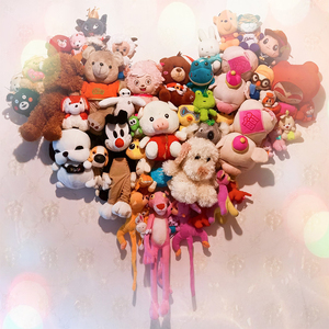 网红ins卧室创意墙上爱心毛绒娃娃玩具装饰墙固定收纳公仔网格架