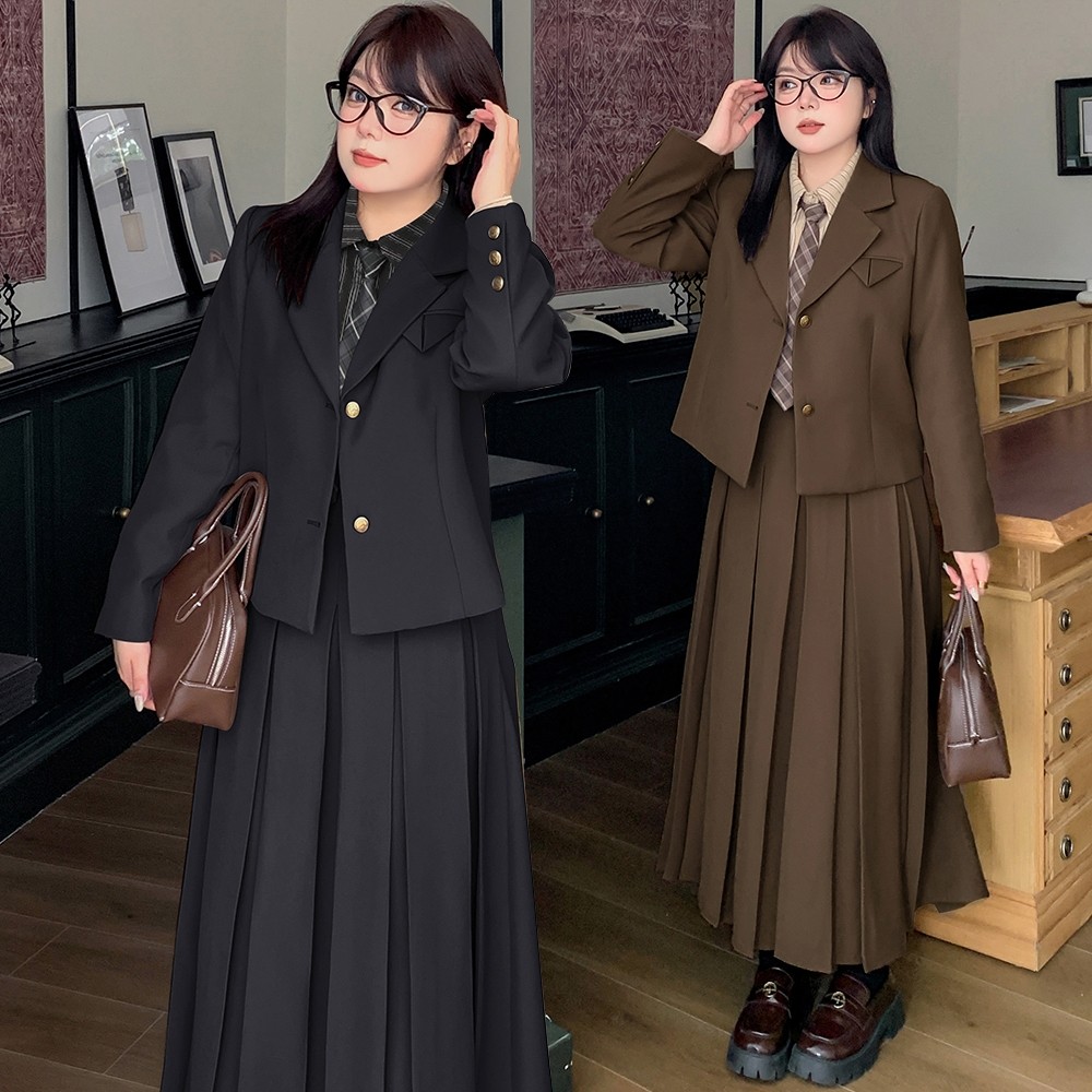 胖妹妹大码微胖法式学院风西装外套百褶裙两件套春季气质条纹衬衫