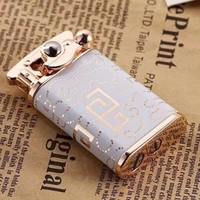 Руикай Сянген Уайт.