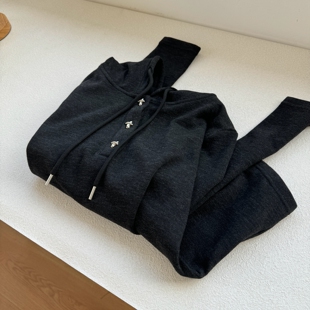 半门襟异形扣磨毛加绒卫衣冬复古休闲软糯女连帽叠穿打底衫 上衣