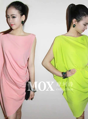 2018夏季新款一字领无袖露肩修身显瘦不规则雪纺连衣裙女短裙女装