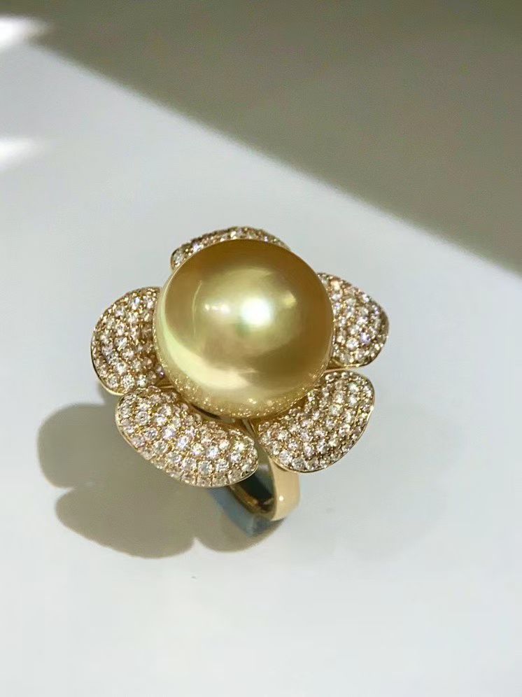 18k钻石南洋金珠戒指