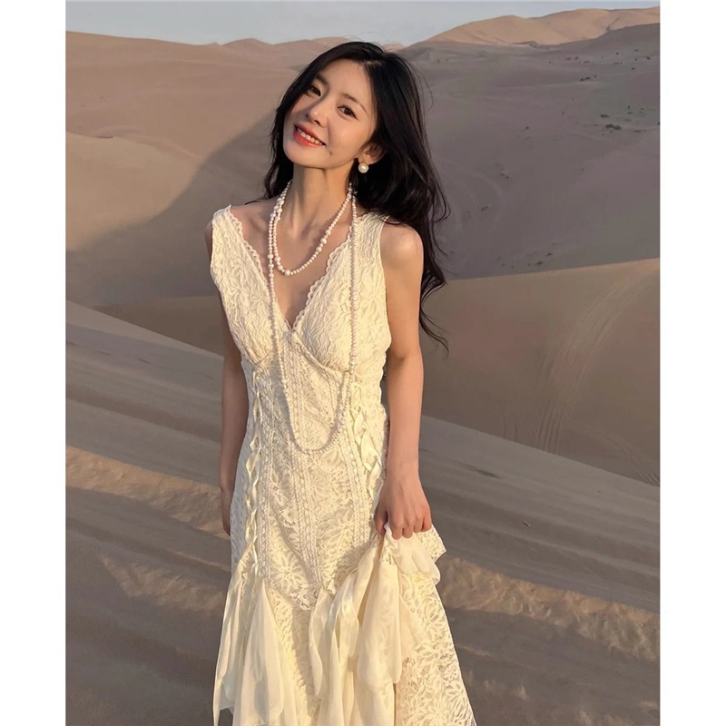 蕾丝晨袍复古高级感V领连衣裙仙气小众轻婚纱晨袍夏款纯欲风礼服