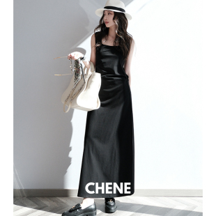 CHENE伊伊斜纹肌理感微弹赫本风不对称抽褶方领针织连衣裙