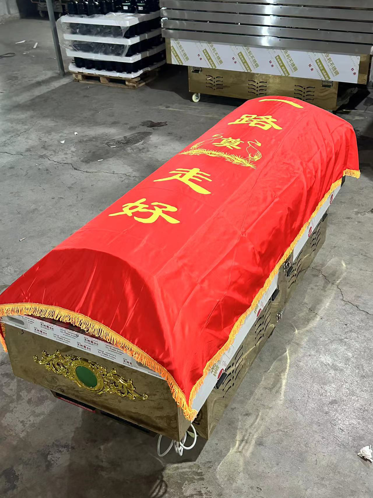 水晶棺棺罩 冰棺棺罩 全套 豪华红色 新款 通用  绸布 冰棺盖布