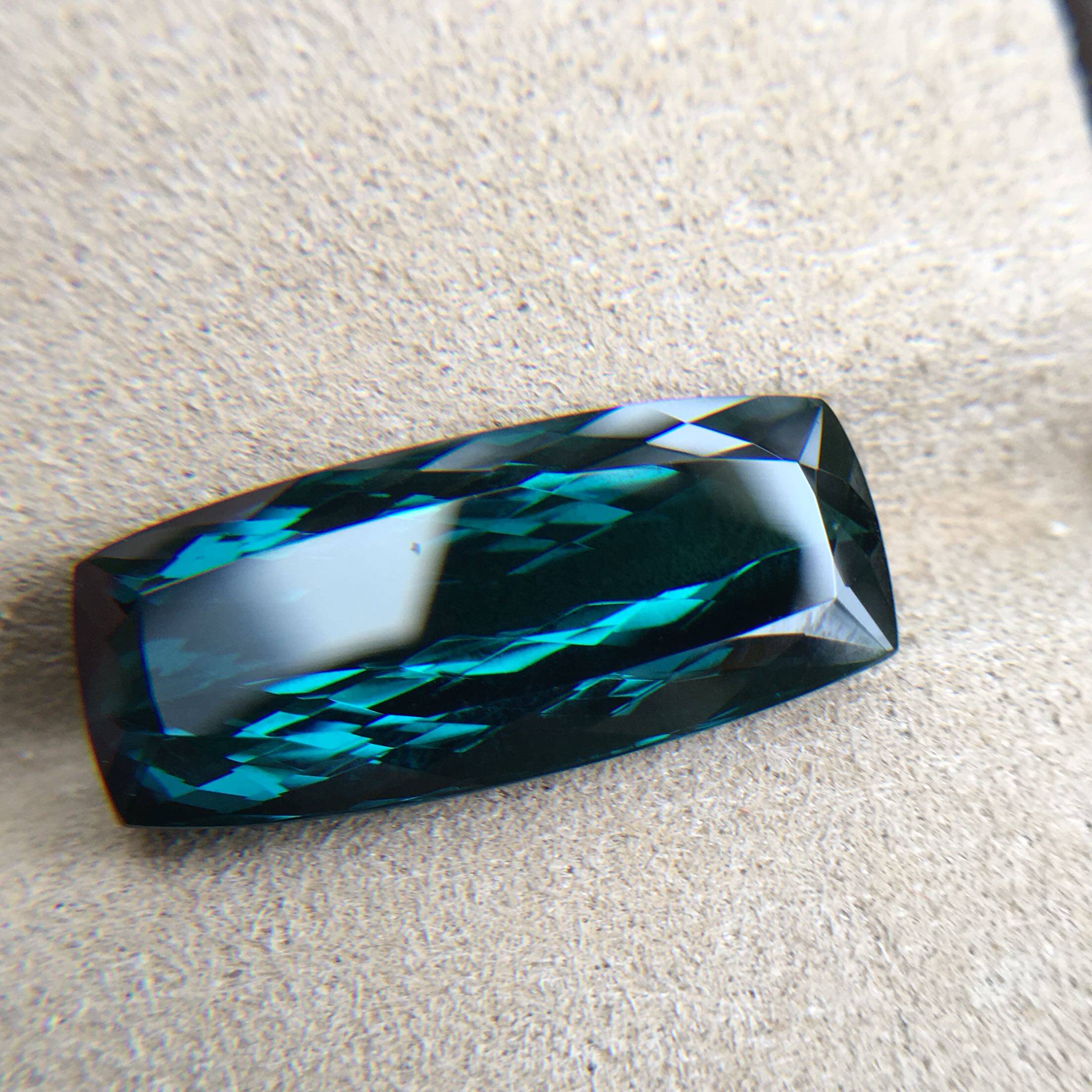 天然蓝碧玺 大颗戒面吊坠  15.24ct  全净