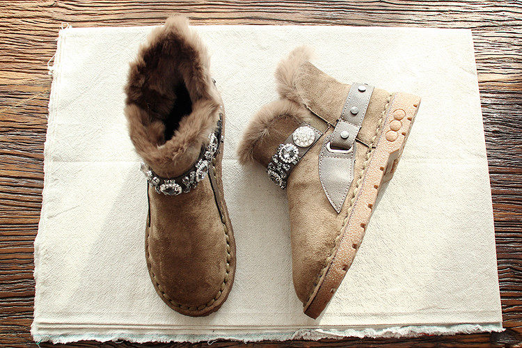 AUTUMN AND WINTER NEW SNOW BOOTS WARM BOOTS RABBIT FUR SHORT BOOTS PLUS VELVET FLAT WOMENS BOOTS ROUND HEAD BRIGHT DIAMOND STUDENT BOOTS CASUAL BOOTS