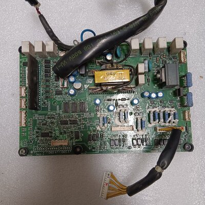 议价安川AH1000变频器驱动板ETC710761YPHT3可维修