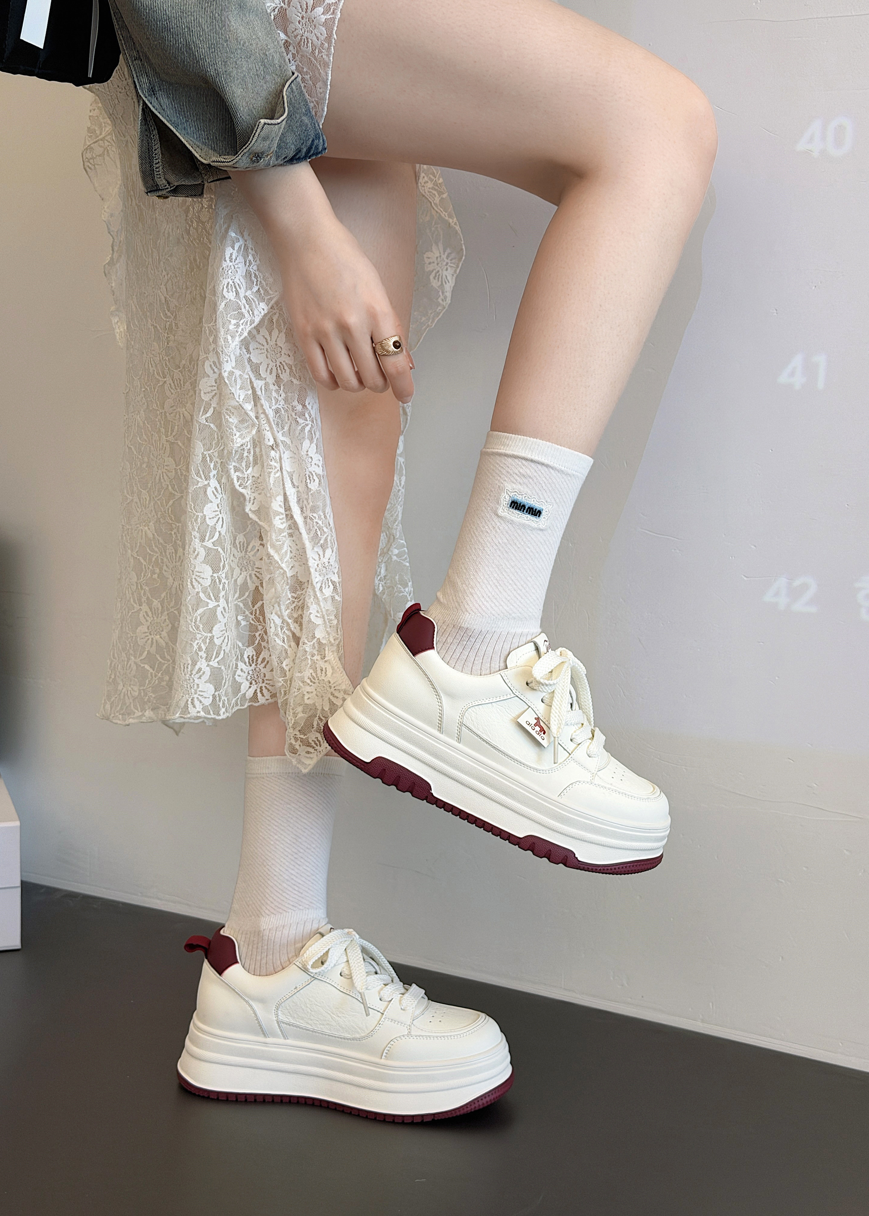 2026春款厚底小白鞋女百搭增高休闲鞋系带圆头女鞋超轻发泡底单鞋,女鞋,时尚休闲鞋,淘宝优惠券,粉丝福利购,淘宝优惠卷