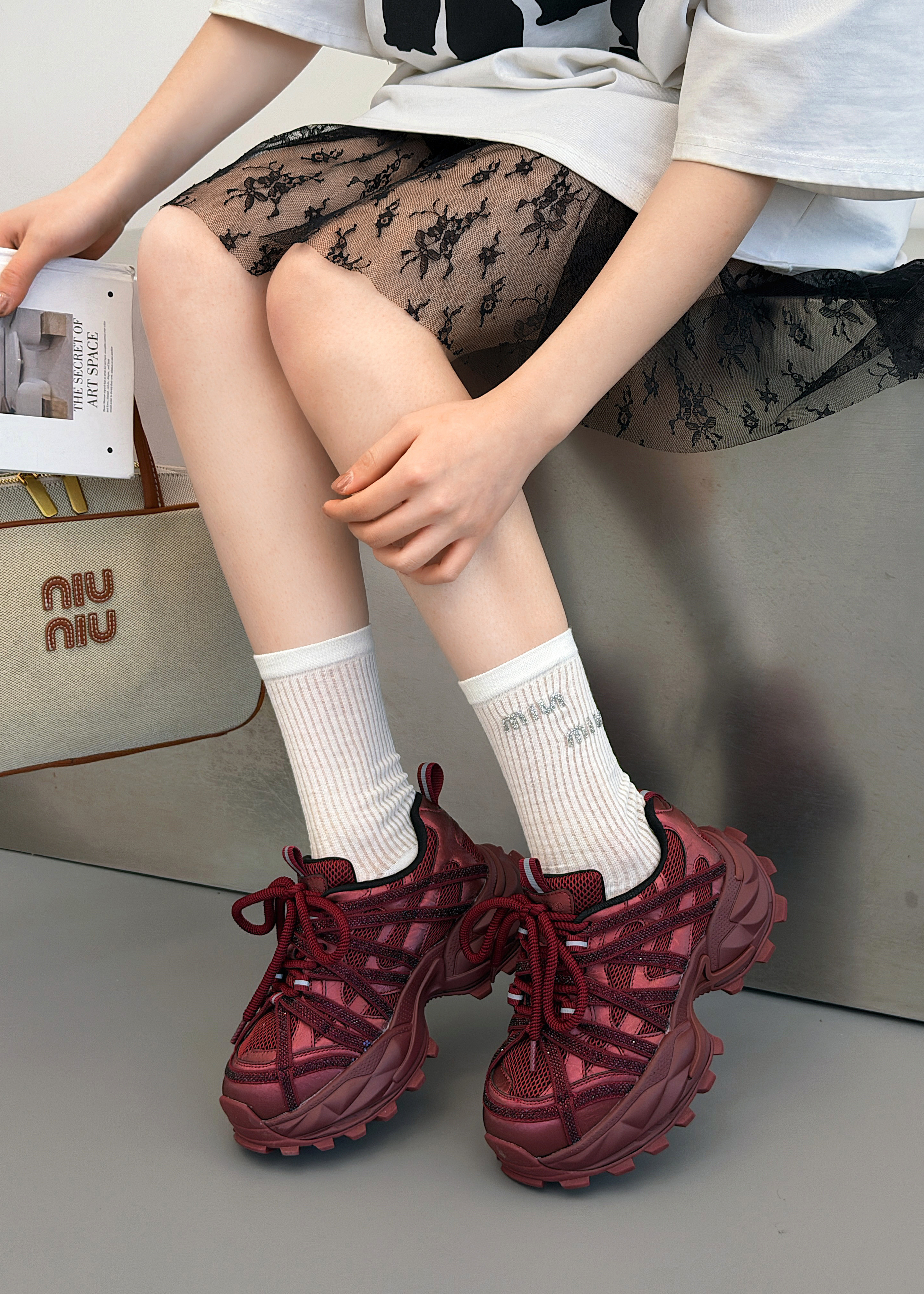 2026春款厚底老爹鞋女百搭增高休闲鞋系带圆头水钻女鞋超轻底单鞋,女鞋,时尚休闲鞋,淘宝优惠券,粉丝福利购,淘宝优惠卷