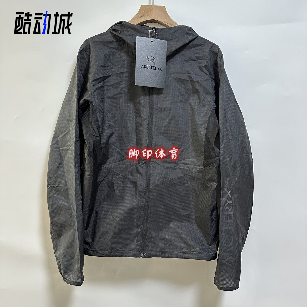 Arcteryx始祖鸟 Norvan windshell 夏季轻薄透气风壳连帽外套女款 - 实物图