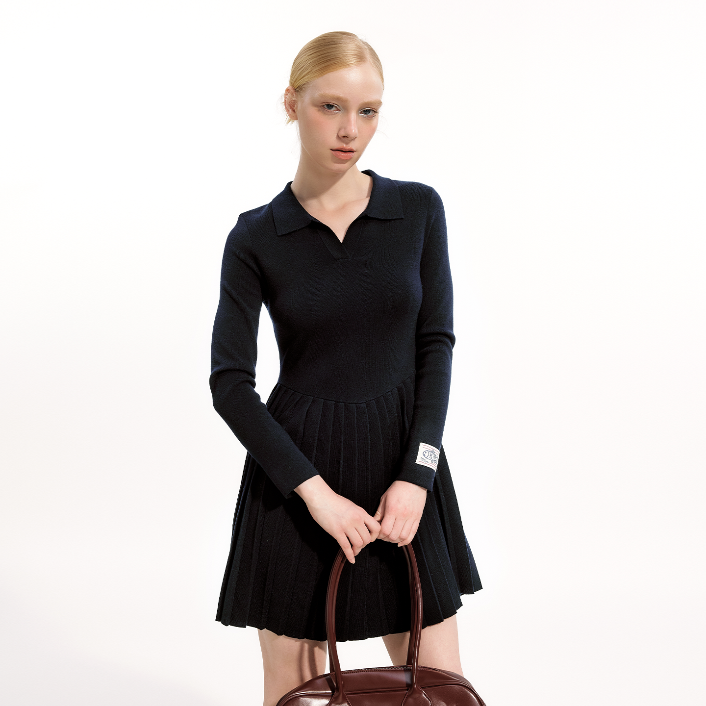 艺之卉优雅网球风POLO针织裙百褶连衣裙2025秋新款