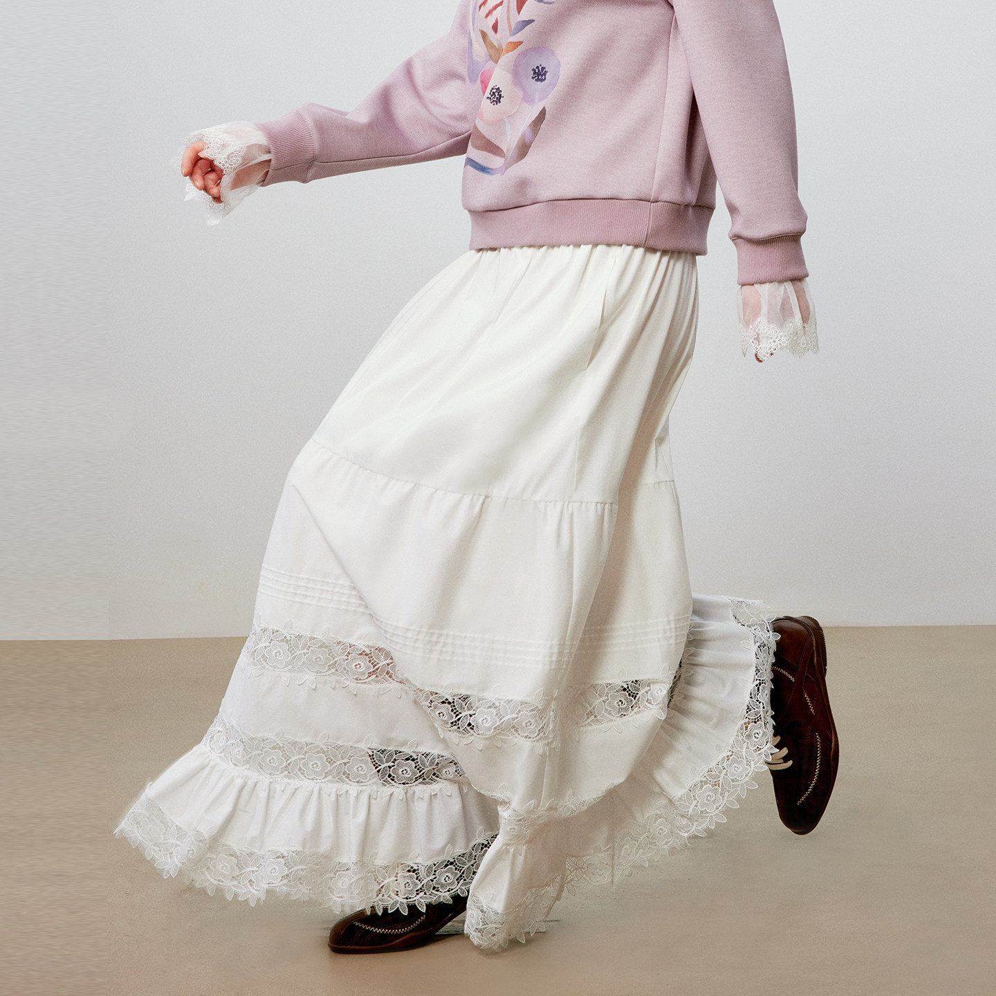 艺之卉白色半身裙蕾丝花蛋糕裙