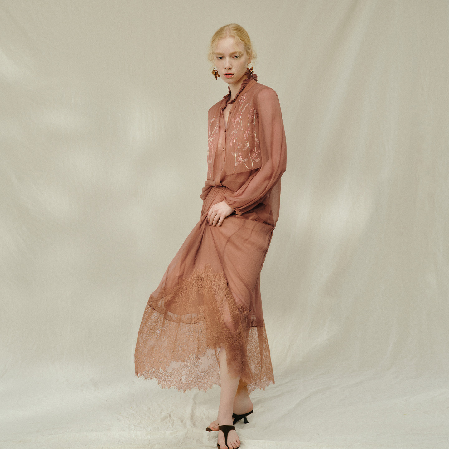 艺之卉旷野繁花蕾丝薄纱半裙极致浪漫中长半身裙2026春新款