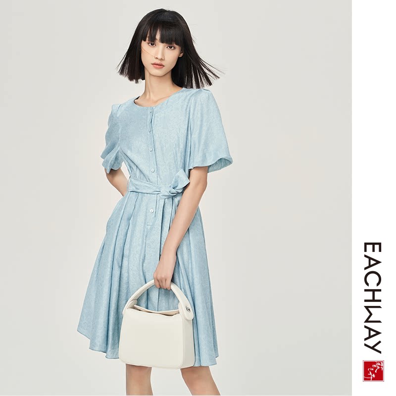 艺之卉 清晨的一束光 天窗粉蓝x型廓形收腰系带法式茶歇裙连衣裙