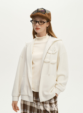 艺之卉row系卫衣环保竹纤白色立体花设计松驰浪漫外套2025秋新款