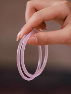 少女粉玉髓叮当镯夏季百搭粉玛瑙手镯女款叮当镯细条