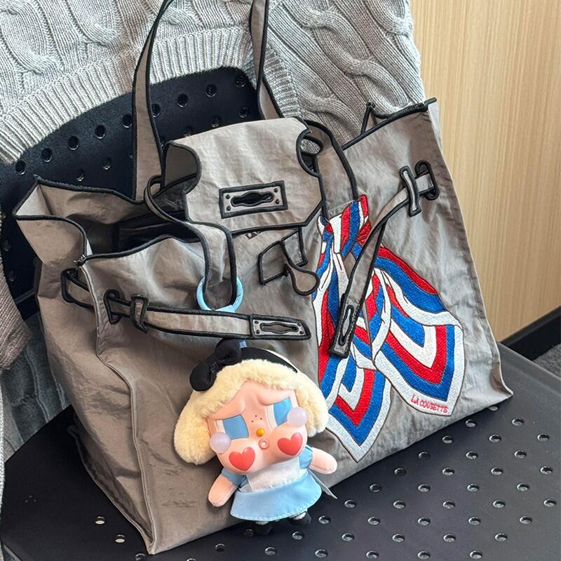 日本正品lacousette刺绣托特包包