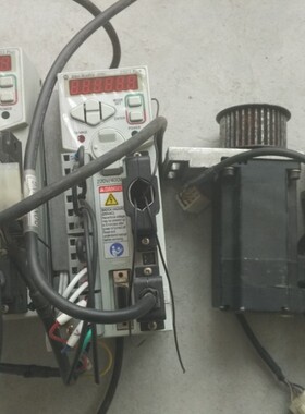 议价AAB伺服驱动器 2003-CSD3-04BX2+电机2004-RZ04BA1AN3一套