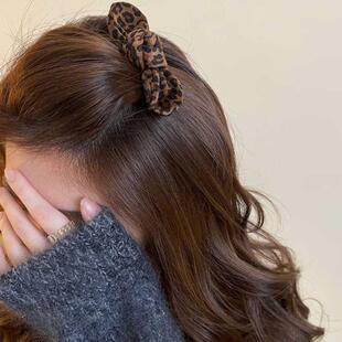 豹纹蝴蝶结发卡倒插梳女2025新款高级感碎发整理神器公主头刘海夹
