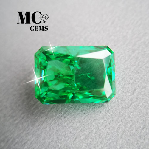翠绿色磷灰石裸石雷迪恩切割长方形大师级切割宝石10X14mm成色佳