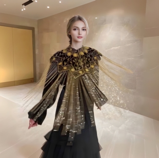 25新款VC家高定复古重工钉珠流苏披肩女高级感气质名媛风斗篷外套