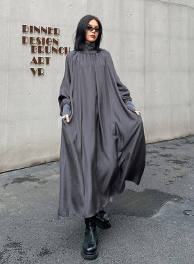 法式肌理感高领连衣裙女2026春秋季薄款宽松纯色垂感长款a字裙子