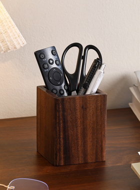 笔筒大容量桌面收纳盒摆件办公室工位笔筒实木送学生朋友生日礼物